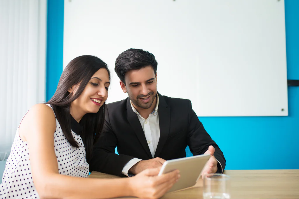 Desi Mortgage lenders Los Angeles helping family secure home loan